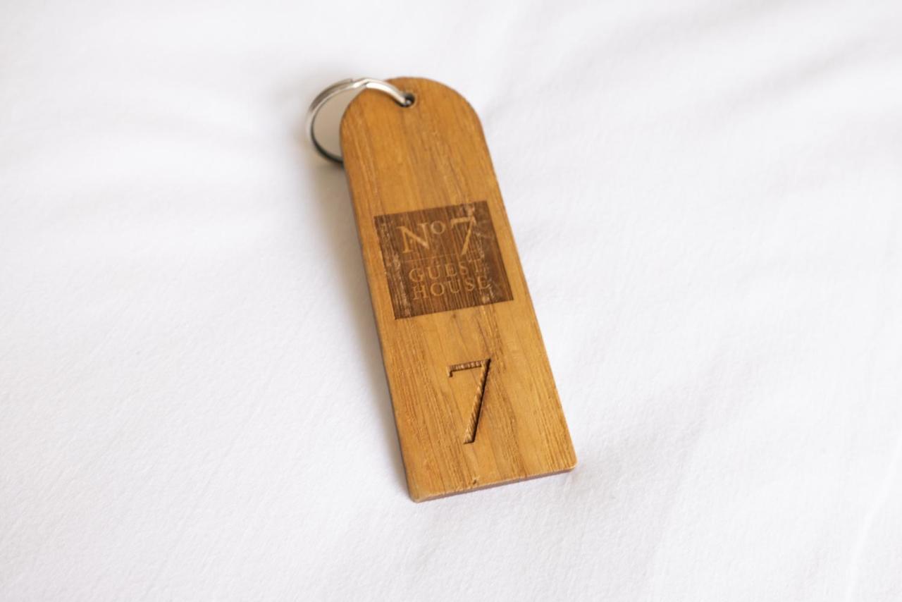 Number 7 Guest House Whitby Bagian luar foto