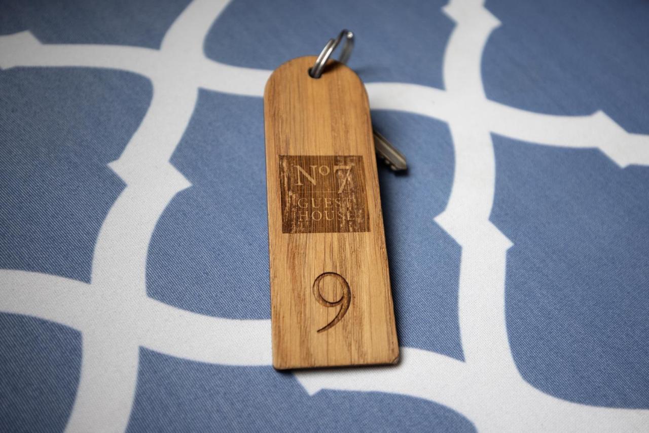Number 7 Guest House Whitby Bagian luar foto