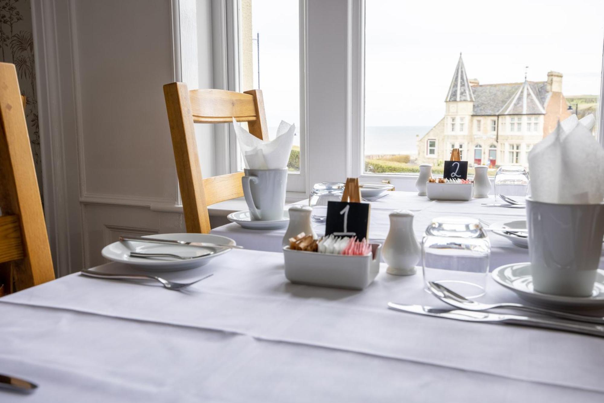 Number 7 Guest House Whitby Bagian luar foto